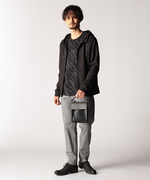 NICOLE CLUB FOR MEN（ニコルクラブフォーメン）の「2WAYフラップミニバッグ（ショルダーバッグ・メンズ・オフホワイト/ブラック/グレー系・FREE）」の14枚目の写真