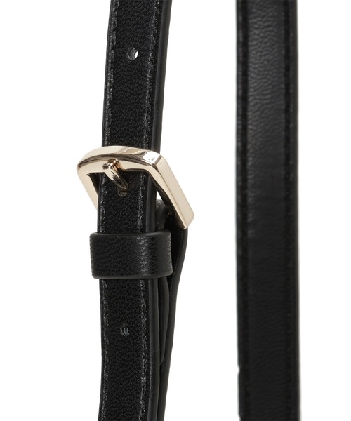 Guess（ゲス）の「GIULLY Ii Top Handle Flap ハンドバッグ  （ハンドバッグ・レディース・オフホワイト/ブラック・ONE SIZE）」の10枚目の写真
