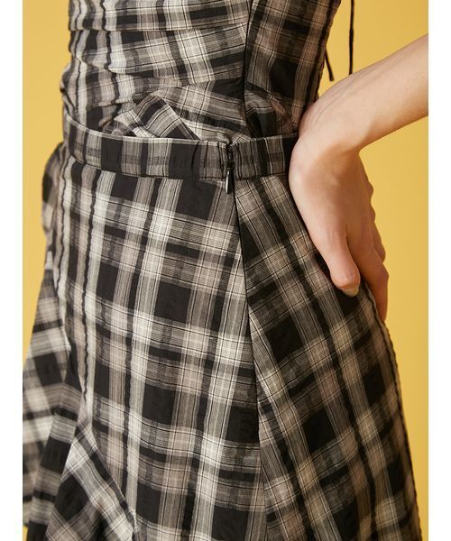 FURFUR（ファーファー）の「アシンメトリーヘムスカート（スカート・レディース・ブラック/グリーン/ピンク・F）」の12枚目の写真