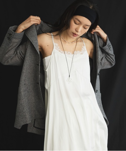 Doux archives(ドゥアルシーヴ)の「ヴィンテージサテンレースキャミ(シャツ/ブラウス・レディース・オフホワイト/ブラック/アイボリー・FREE)」の13枚目の写真