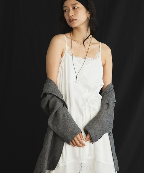 Doux archives(ドゥアルシーヴ)の「ヴィンテージサテンレースキャミ(シャツ/ブラウス・レディース・オフホワイト/ブラック/アイボリー・FREE)」の15枚目の写真