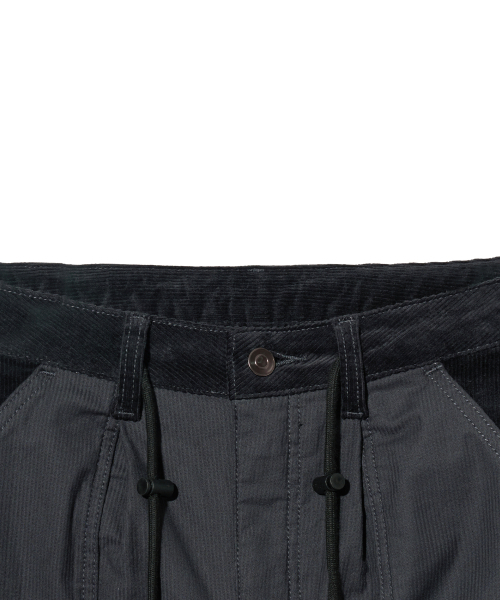 BROWNBREATH(ブラウンブレス)の「TAG CORDUROY CARGO PANTS - CHARCOAL(その他パンツ・レディース・その他・M/XL/L)」の3枚目の写真