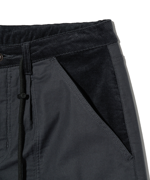 BROWNBREATH(ブラウンブレス)の「TAG CORDUROY CARGO PANTS - CHARCOAL(その他パンツ・レディース・その他・M/XL/L)」の4枚目の写真