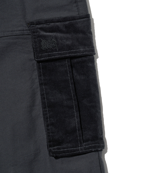 BROWNBREATH(ブラウンブレス)の「TAG CORDUROY CARGO PANTS - CHARCOAL(その他パンツ・レディース・その他・M/XL/L)」の5枚目の写真