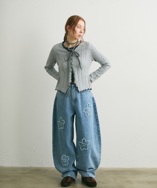 Crisp(クリスプ)の「バイカラーメロウVネックカーディガン(カーディガン/ボレロ・レディース・グレー/ホワイト・FREE)」の11枚目の写真