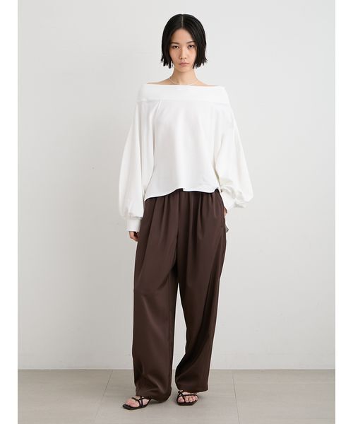 MIESROHE（ミースロエ）の「【洗える・接触冷感・UVカット】リサイクルサテンギャザーバレルパンツ（その他パンツ・レディース・ブラック/ホワイト/ブラウン・0/1）」の16枚目の写真