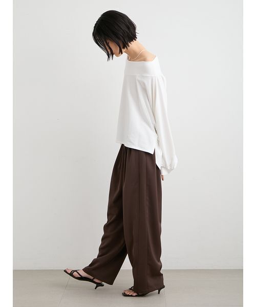 MIESROHE（ミースロエ）の「【洗える・接触冷感・UVカット】リサイクルサテンギャザーバレルパンツ（その他パンツ・レディース・ブラック/ホワイト/ブラウン・0/1）」の21枚目の写真