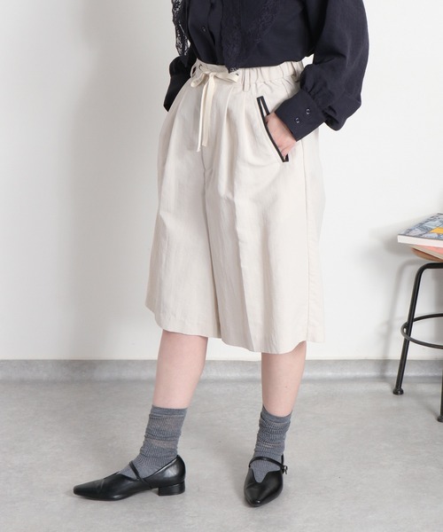 cepo(セポ)の「〈セットアップ対応〉撥水・UV・ウォッシャブル グログランショートパンツ(その他パンツ・レディース・ベージュ/ブラック/グレー・M)」の2枚目の写真