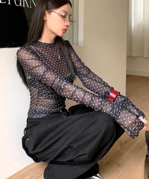 SHEENA(シーナ)の「ドット柄シアートップス(Tシャツ/カットソー・レディース・ブラック・M)」の9枚目の写真