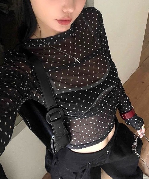 SHEENA(シーナ)の「ドット柄シアートップス(Tシャツ/カットソー・レディース・ブラック・M)」の20枚目の写真