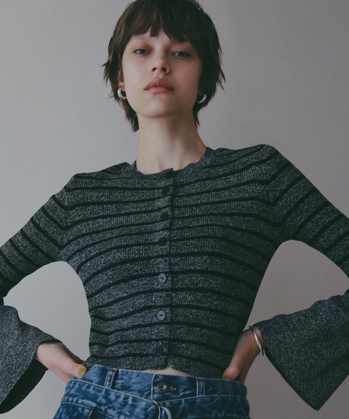 BAYFLOW（ベイフロー）の「【EF(エフ)】袖フリルボーダーニット（WOMEN）（ニット/セーター・レディース・ブラック/ライトグリーン・FREE）」の2枚目の写真