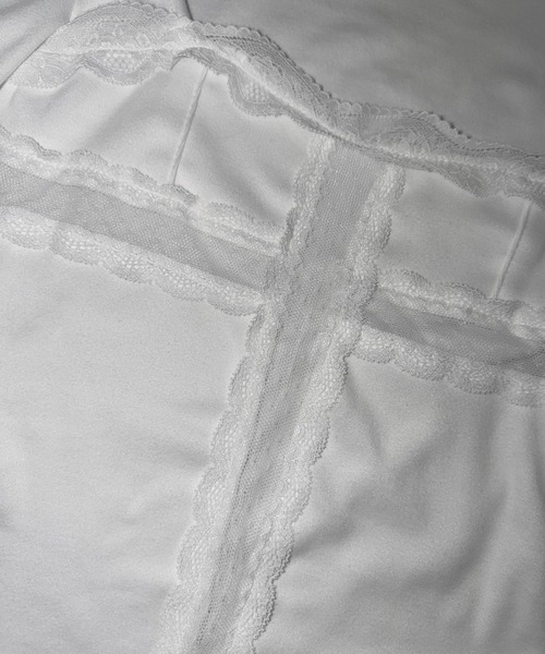 THEAIRTOWN(ジエアタウン)の「milk lace cross crop top(Tシャツ/カットソー・レディース・ブラック/ホワイト・FREE)」の8枚目の写真