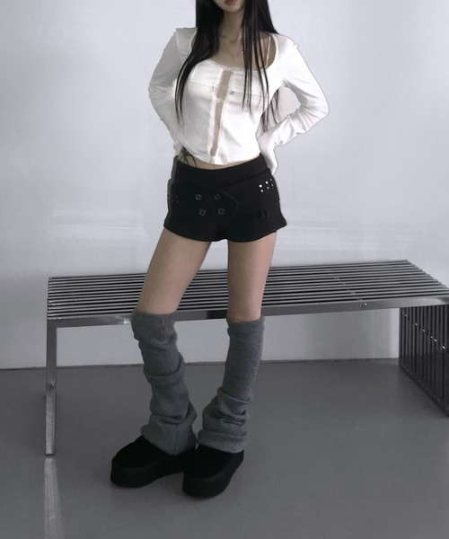 THEAIRTOWN(ジエアタウン)の「milk lace cross crop top(Tシャツ/カットソー・レディース・ブラック/ホワイト・FREE)」の17枚目の写真