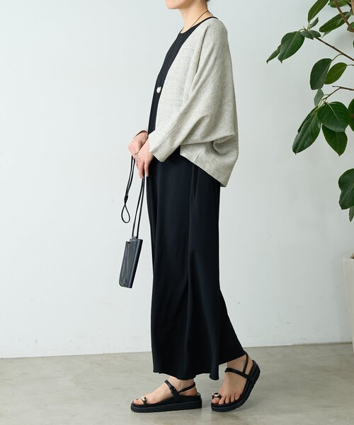 BEARDSLEY（ビアズリー）の「リネンインレイカーディガン（カーディガン/ボレロ・レディース・ベージュ/ネイビー/グレー・FREE）」の8枚目の写真