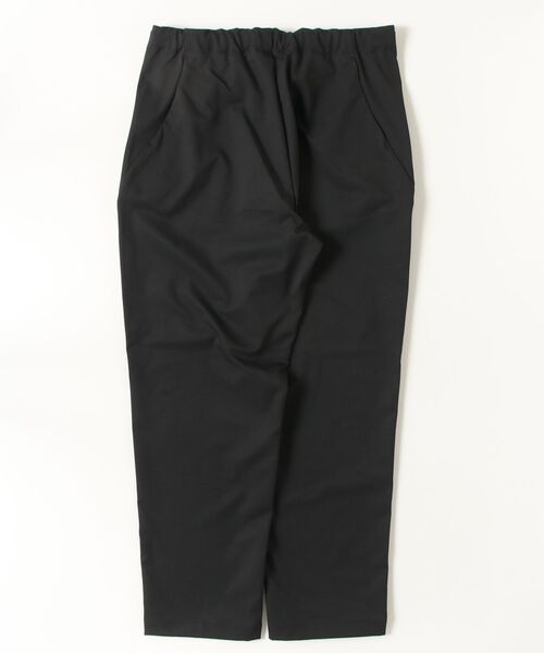 GOLDWIN（ゴールドウィン）の「One Tuck Tapered Stretch Pants（その他パンツ・メンズ・ブラック・2/3/4）」の2枚目の写真