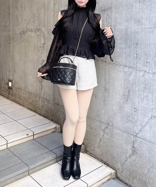INGNI(イング)の「2Wayリボン肩あきフリル長袖ブラウス(シャツ/ブラウス・レディース・オフホワイト/ブラック/ピンクベージュ・M)」の20枚目の写真