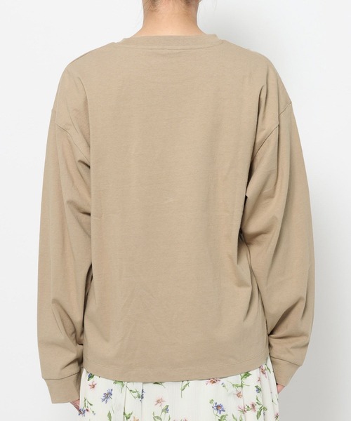 mysty woman(ミスティウーマン)の「ガーデンフラワーLSTEE 659253(Tシャツ/カットソー・レディース・オフホワイト/チャコールグレー/ベージュ・FREE)」の7枚目の写真