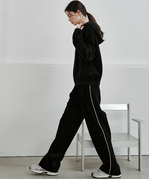 MALOUPE（マロップ）の「2170 ベルベットバンディングパンツ (ブラック)（スウェットパンツ・レディース・その他・SMALL/MEDIUM）」の4枚目の写真