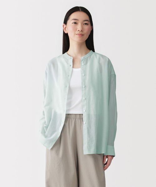 無印良品(ムジルシリョウヒン)の「婦人 強撚 シアー長袖シャツ(シャツ/ブラウス・レディース・チャコールグレー/ブラック/ライトブルー/ホワイト系・S/M/L/XL)」の4枚目の写真