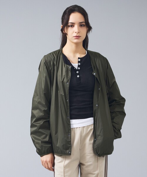 TAION（タイオン）の「【TAION / タイオン】NON DOWN BASIC REVERSIBLE CREW NECK CARDIGAN ／リバーシブル クルーネック カーディガン ／ユニセックス 【WEB限定】（ブルゾン・メンズ・ダークネイビー/カーキ/ブラック・XL/L/M）」の2枚目の写真