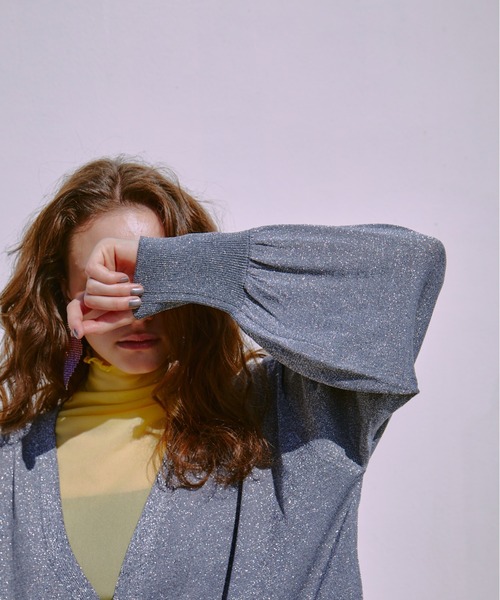 manana suerte(マニャーナスエルテ)の「ラメニットカーディガン(カーディガン/ボレロ・レディース・シルバー・FREE)」の13枚目の写真