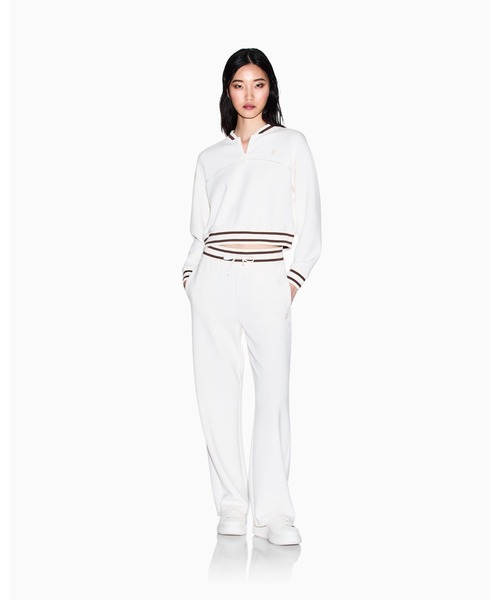 ARMANI EXCHANGE(アルマーニエクスチェンジ)の「【A|X アルマーニ エクスチェンジ】<オンライン限定>AXロゴ ハーフジップスウェットプルオーバー(スウェット・レディース・ホワイト・LARGE/MEDIUM/SMALL/X-SMALL)」の4枚目の写真