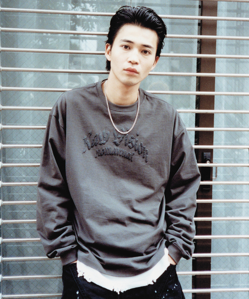 NOMANUAL(NOMANUAL)の「F.P LONG SLEEVE TEE - CHARCOAL(Tシャツ/カットソー・レディース・その他・LARGE/MEDIUM/X-LARGE)」の2枚目の写真