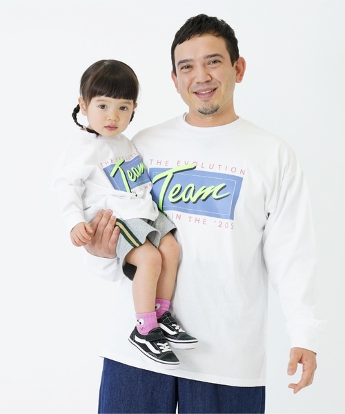 and D. petit main（アンドディープティマイン）の「【親子リンク】【綿100%】【365D.】ストリートロゴ長袖Tシャツ（Tシャツ/カットソー・キッズ・カーキ/ネイビー/チャコール/ピンク/ホワイト/ベージュ系その他・130cm/90cm/110cm/120cm/140cm/100cm）」の9枚目の写真