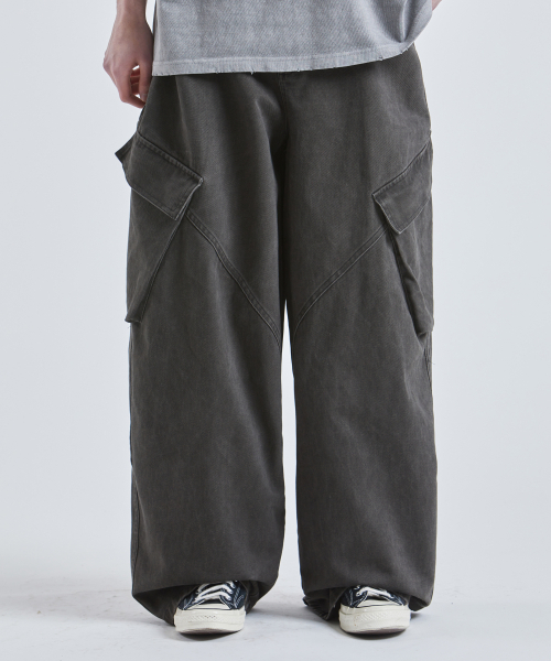 VTWO(ブイツー)の「ウォッシュドワイドカーゴコットンパンツ (ブラック)(その他パンツ・メンズ・その他・SMALL/MEDIUM/LARGE)」の1枚目の写真