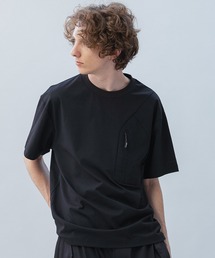 +phenix（プラスフェニックス）の「+phenix(プラスフェニックス) HIDDEN ZIP POCKET SHORT SLEEVE TEE / コンシールファスナーポケット ショートスリーブTシャツ（Tシャツ/カットソー）」