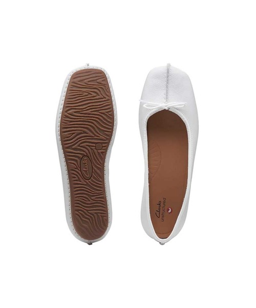 Clarks(クラークス)の「クラークス Freckle Ice フレックルアイス バレエシューズ(バレエシューズ・レディース・レオパード/ホワイト・45/40/35/55/50/30)」の6枚目の写真