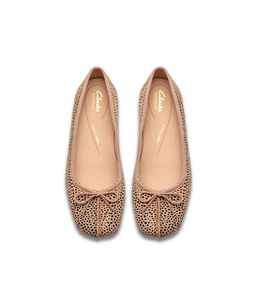 Clarks(クラークス)の「クラークス Freckle Ice フレックルアイス バレエシューズ(バレエシューズ・レディース・レオパード/ホワイト・45/40/35/55/50/30)」の9枚目の写真