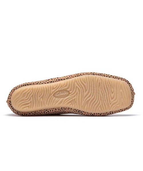Clarks(クラークス)の「クラークス Freckle Ice フレックルアイス バレエシューズ(バレエシューズ・レディース・レオパード/ホワイト・45/40/35/55/50/30)」の12枚目の写真
