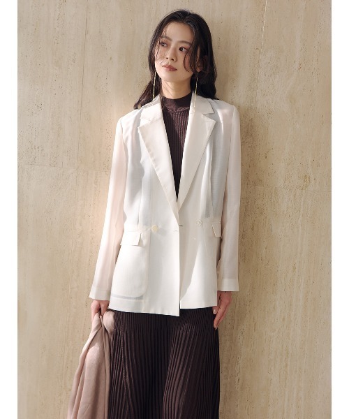 anuans（アニュアンス）の「エアリーシアーダブルジャケット（テーラードジャケット・レディース・アイボリー/ブラック/サックスブルー/ピンク・SMALL/MEDIUM）」の5枚目の写真