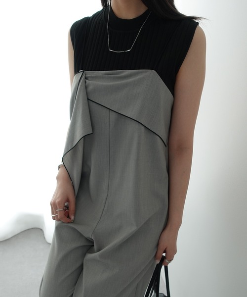 YECCA VECCA（イェッカヴェッカ）の「ラッフルキャミオールインワン（サロペット/オーバーオール・レディース・ブラック/グレー・FREE）」の11枚目の写真