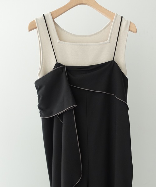 YECCA VECCA（イェッカヴェッカ）の「ラッフルキャミオールインワン（サロペット/オーバーオール・レディース・ブラック/グレー・FREE）」の14枚目の写真