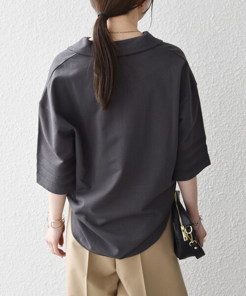 SHIPS any(シップス エニィ)の「SHIPS any:〈洗濯機可能〉インレイ 襟付き スキッパー ハーフスリーブ プルオーバー(Tシャツ/カットソー・レディース・ブルー/チャコールグレー/ホワイト・ONE SIZE)」の18枚目の写真