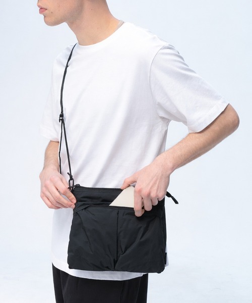 SML(エスエムエル)の「SML (エスエムエル) サコッシュ HELMET SACOCHE テフロン ショルダーバッグ ミニバッグ ボディーバッグ K904092(ショルダーバッグ・メンズ・グリーン/ブラック/グレー・ONE SIZE)」の1枚目の写真