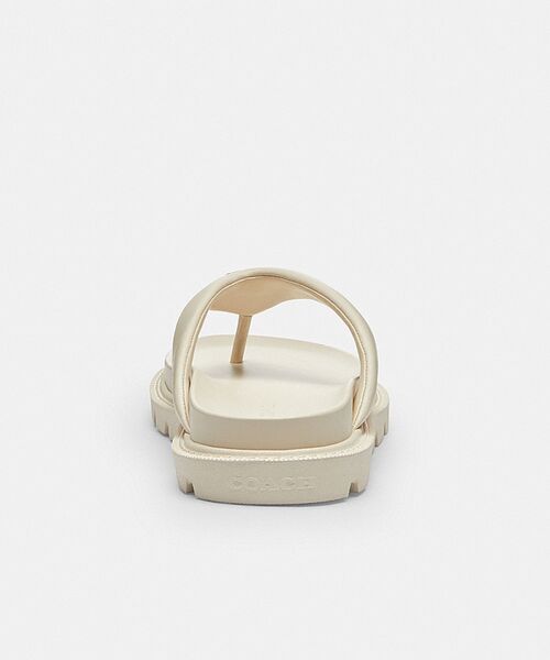 COACH(コーチ)の「ブリン トング サンダル(サンダル・レディース・ホワイト系その他・5B/6B/7B/8B)」の4枚目の写真