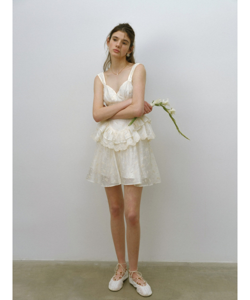 SINCETHEN（シンスゼン）の「アーバンロマンス刺繍ミニワンピース（ワンピース・レディース・その他・SMALL/MEDIUM/LARGE）」の2枚目の写真