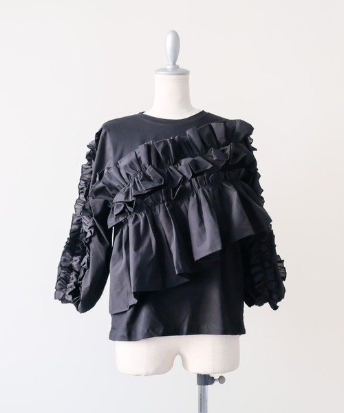 DOLLUPOOPS(ドールアップウップス)の「Volume Frill Top(ボリュームフリルトップス)(Tシャツ/カットソー・レディース・オフホワイト/ブラック・FREE)」の2枚目の写真