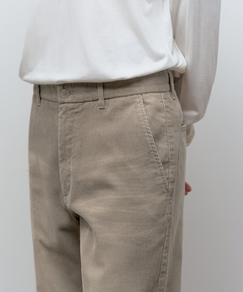 MUSINSA STANDARD（ムシンサスタンダード）の「ビッグブラシ 11W コーデュロイフレアパンツ [ライトベージュ]（その他パンツ・メンズ・その他・42/26/28/29/30/31/32/33/36/34）」の5枚目の写真