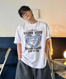 MAISON MINED（メゾンミネド）の「DOODLE HEART HALF T WHITE GREYISH BLUE（Tシャツ/カットソー）」