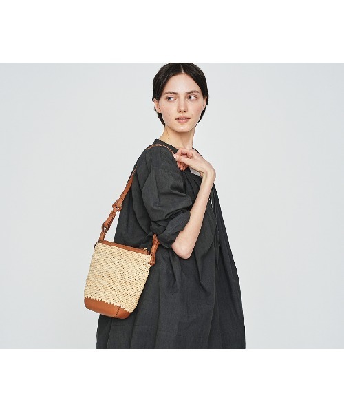 直営店・WEB限定】ルチア ショルダーバッグ（ショルダーバッグ