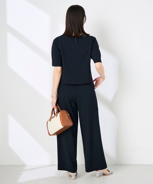 NOLLEY’S(ノーリーズ)の「《セットアップ対応》ウォッシャブル麻調5分袖ブラウス(シャツ/ブラウス・レディース・ネイビー/ベージュ・36/38)」の6枚目の写真