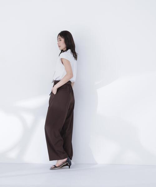 NATURAL BEAUTY BASIC(ナチュラルビューティーベーシック)の「スキッパータイブラウス(シャツ/ブラウス・レディース・オフホワイト/ブルー/イエロー/ネイビー・SMALL/MEDIUM)」の8枚目の写真