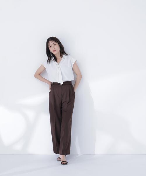 NATURAL BEAUTY BASIC(ナチュラルビューティーベーシック)の「スキッパータイブラウス(シャツ/ブラウス・レディース・オフホワイト/ブルー/イエロー/ネイビー・SMALL/MEDIUM)」の10枚目の写真
