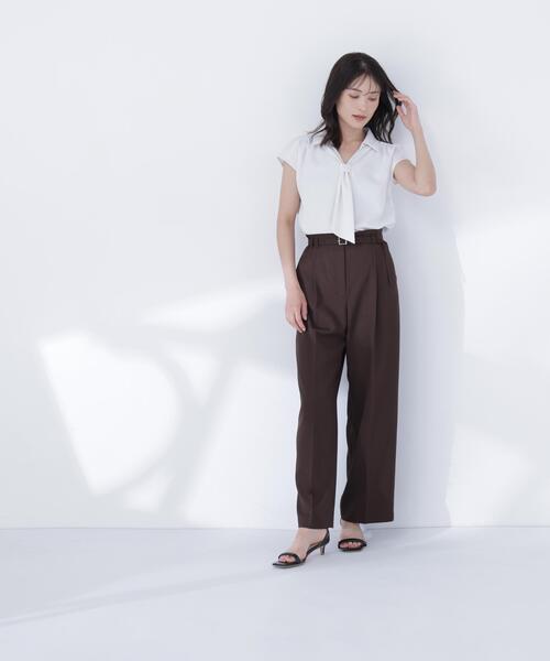NATURAL BEAUTY BASIC(ナチュラルビューティーベーシック)の「スキッパータイブラウス(シャツ/ブラウス・レディース・オフホワイト/ブルー/イエロー/ネイビー・SMALL/MEDIUM)」の12枚目の写真