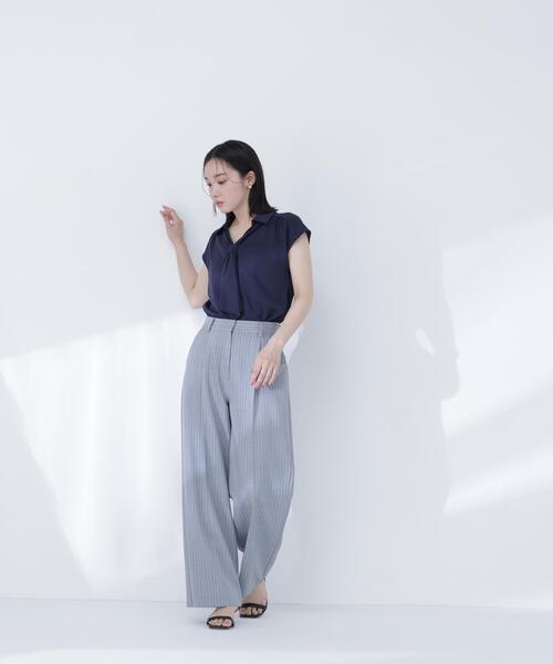 NATURAL BEAUTY BASIC（ナチュラルビューティーベーシック）の「スキッパータイブラウス（シャツ/ブラウス・レディース・オフホワイト/ブルー/イエロー/ネイビー・SMALL/MEDIUM）」の8枚目の写真
