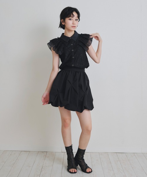 REDYAZEL(レディアゼル)の「ラメレースフリルノースリーブブラウス(シャツ/ブラウス・レディース・ベージュ/ブラック/オフホワイト・FREE)」の16枚目の写真